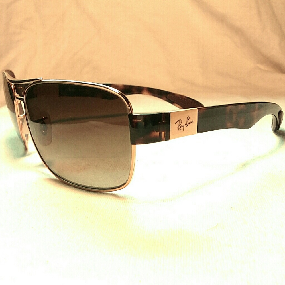 Ray-Ban Sunglasses RB3552 Gold